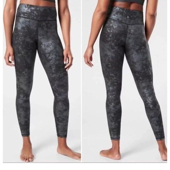 Athleta Elation Misty Lace Tight Size Small MF - Picture 1 of 4